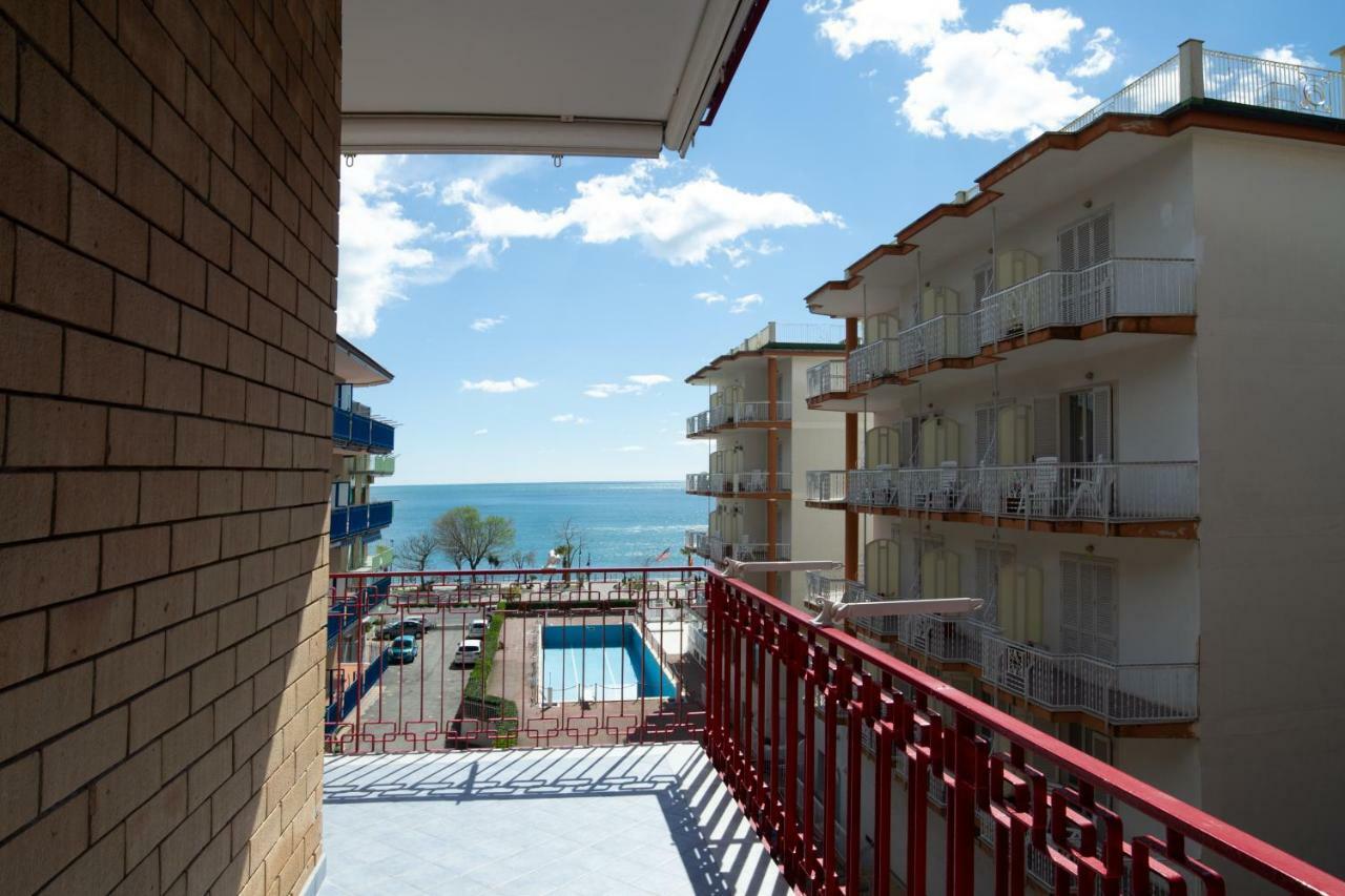 Panorama Host - Domus Amalfi Coast Apartment ไมยอรี ภายนอก รูปภาพ