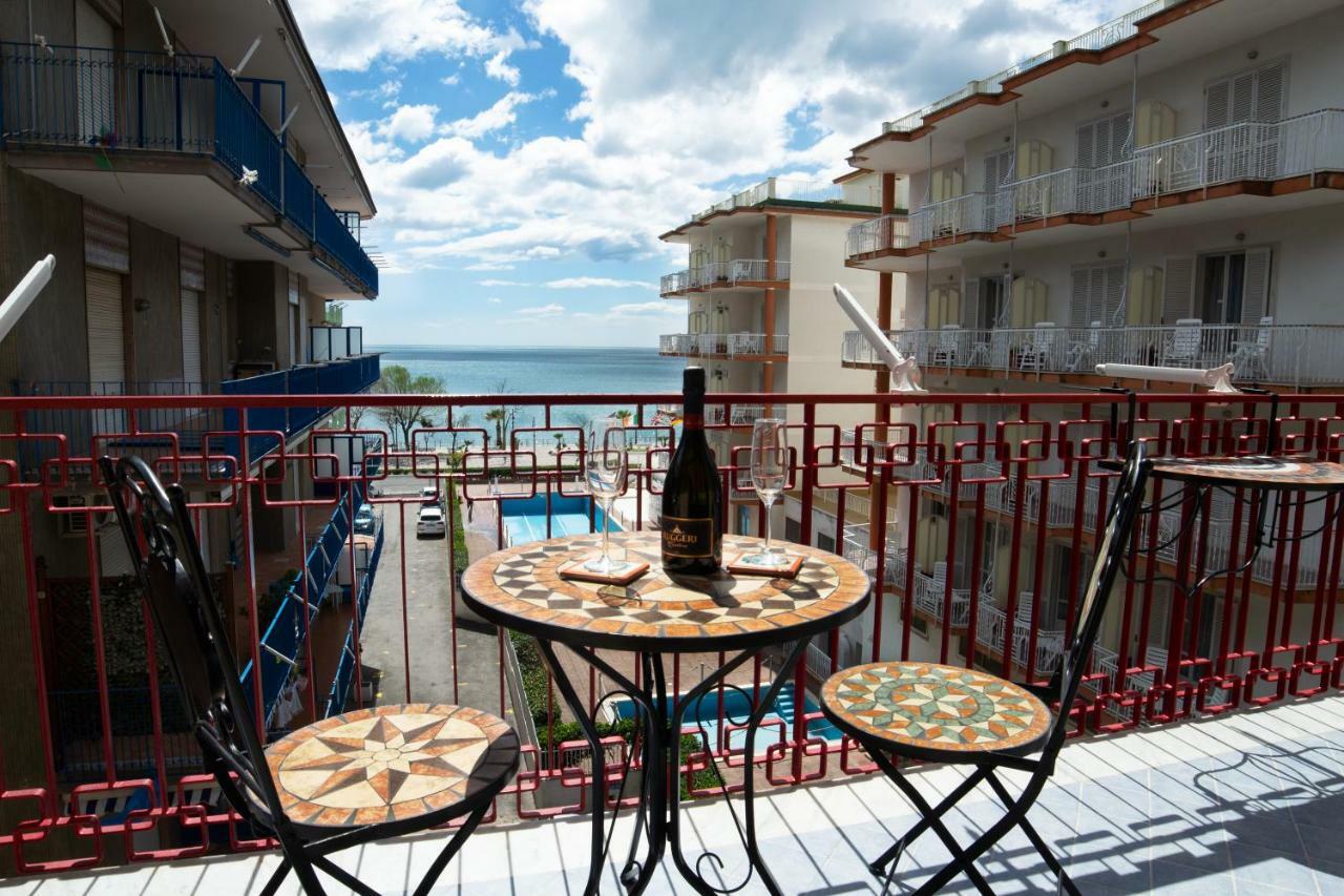 Panorama Host - Domus Amalfi Coast Apartment ไมยอรี ภายนอก รูปภาพ