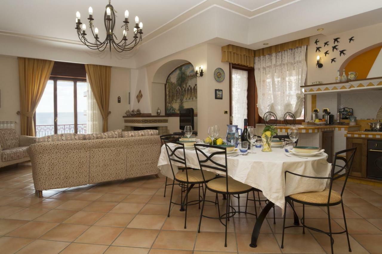 Panorama Host - Domus Amalfi Coast Apartment ไมยอรี ภายนอก รูปภาพ