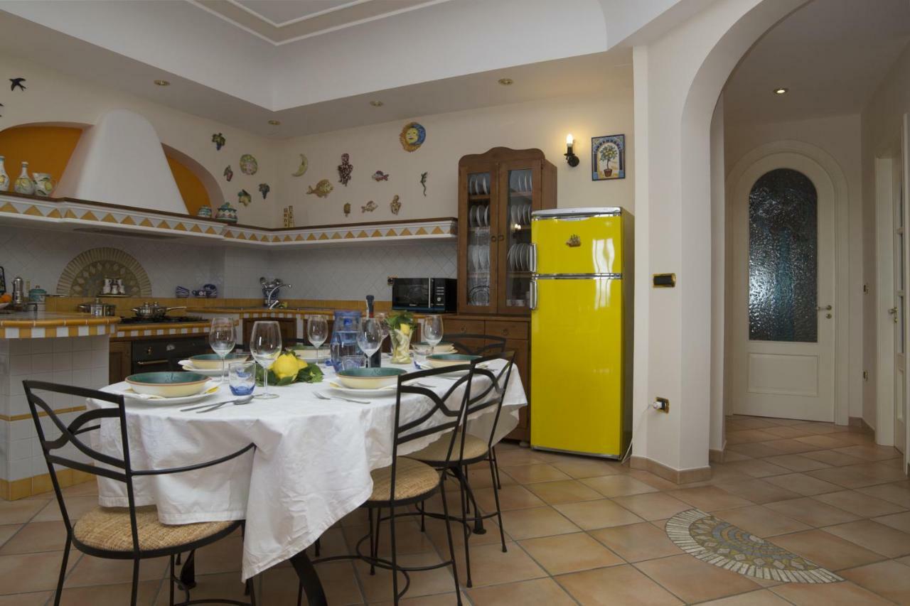 Panorama Host - Domus Amalfi Coast Apartment ไมยอรี ภายนอก รูปภาพ