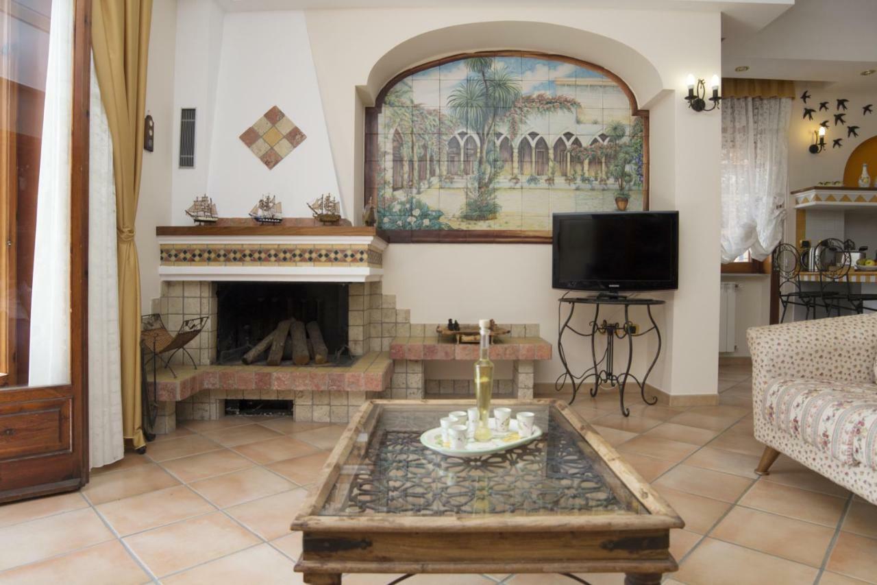 Panorama Host - Domus Amalfi Coast Apartment ไมยอรี ภายนอก รูปภาพ